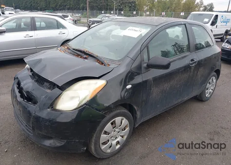 2008 Toyota Yaris z USA, uszkodzony, nr VIN JTDJT923X85157895